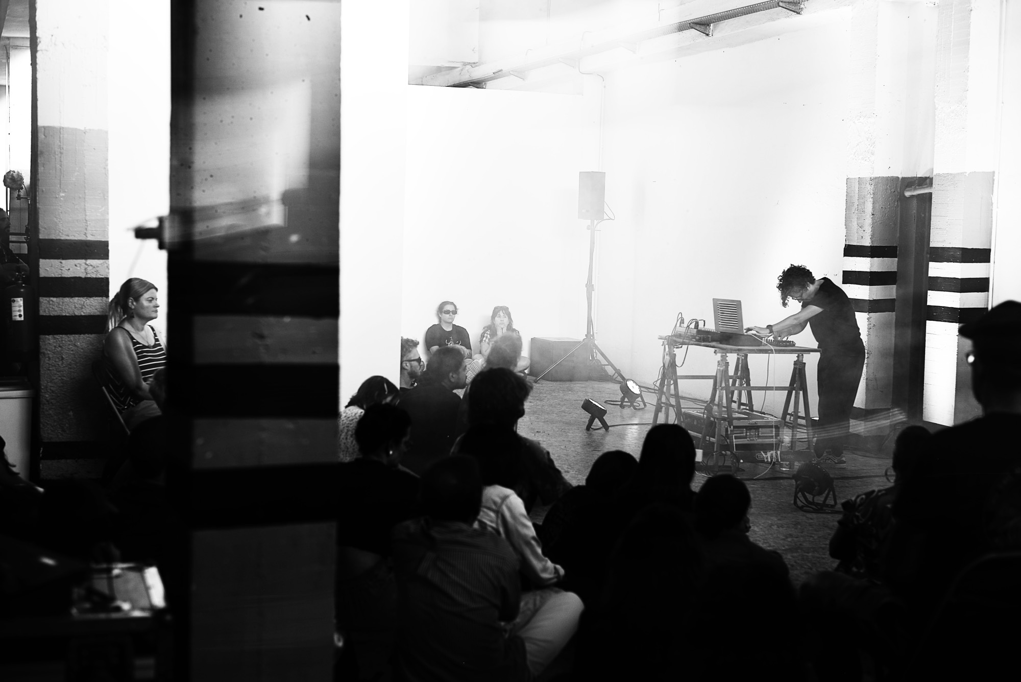 live performance at PADA Studios, Matilde Meireles